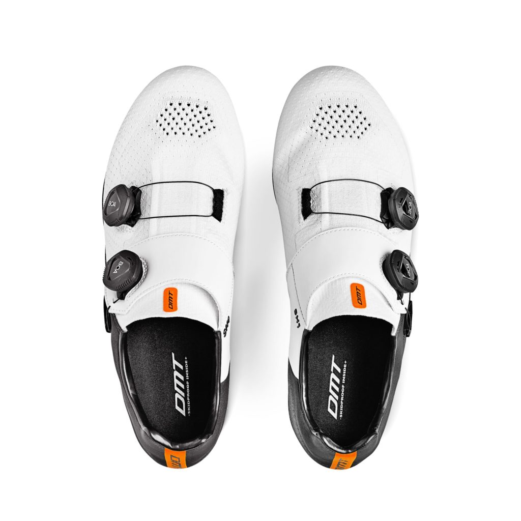 DMT SH1 Road Shoes Black/White side by side upright