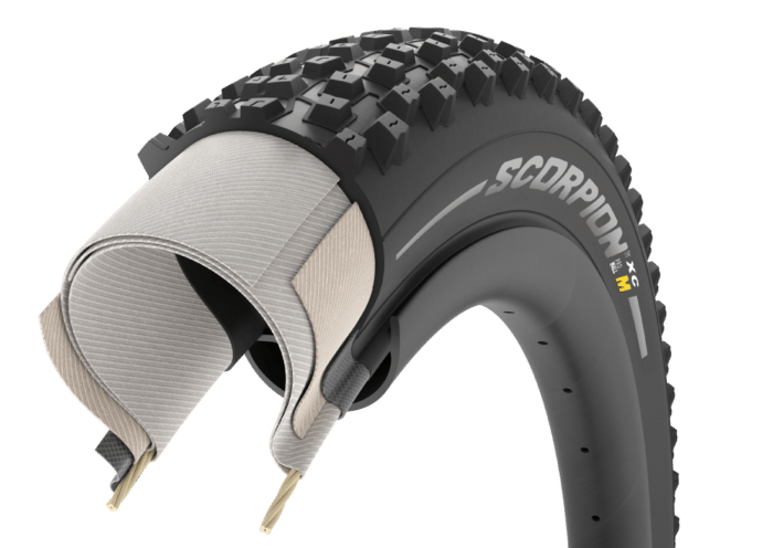 Pirelli Scorpion XC M TLR tire internal construction