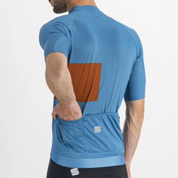 Sportful Snap Jersey Berry Blue rear pocket