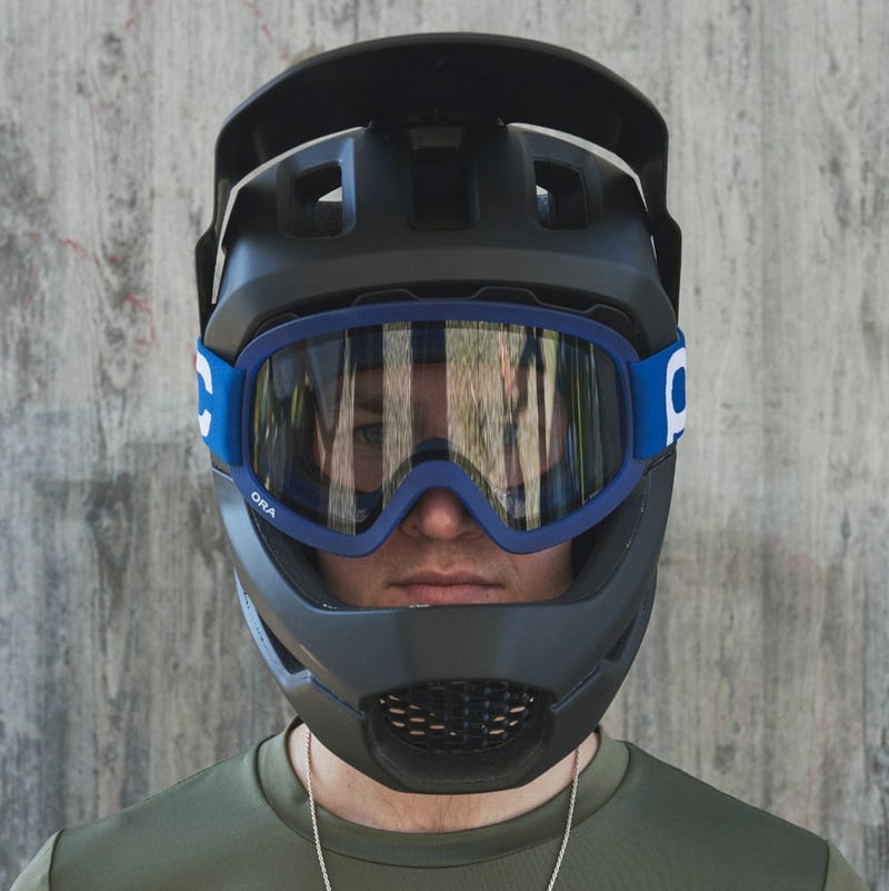 Man wearing POC Ora Bike Goggles Front View Opal Blue