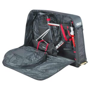 EVOC Chain Cover Road Action