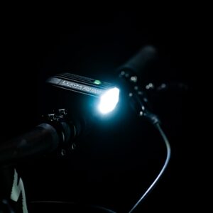 Lezyne Micro Drive Pro 1000+ in the dark