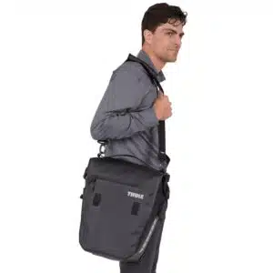 Thule Shield Pannier 22L on man