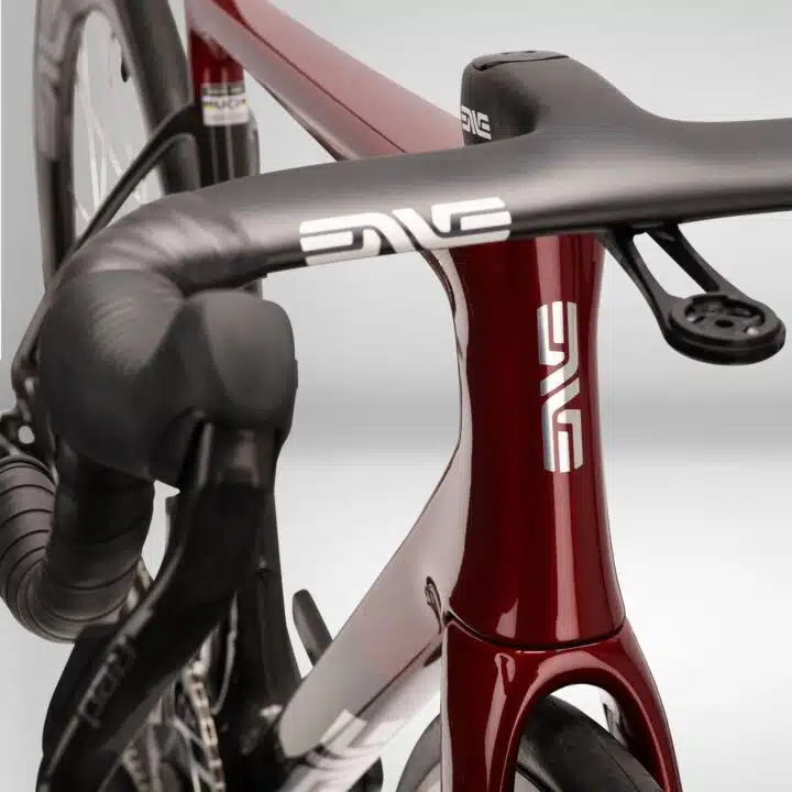 Enve Interated handlebar on a Melee